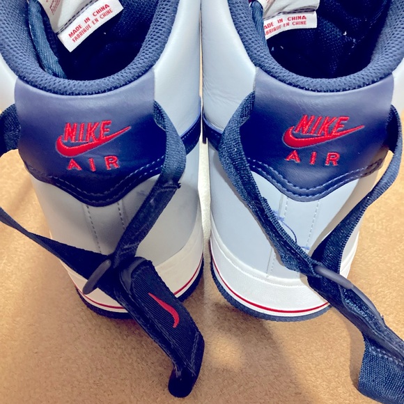 Nike AIR FORCE 1 - Picture 4 of 4